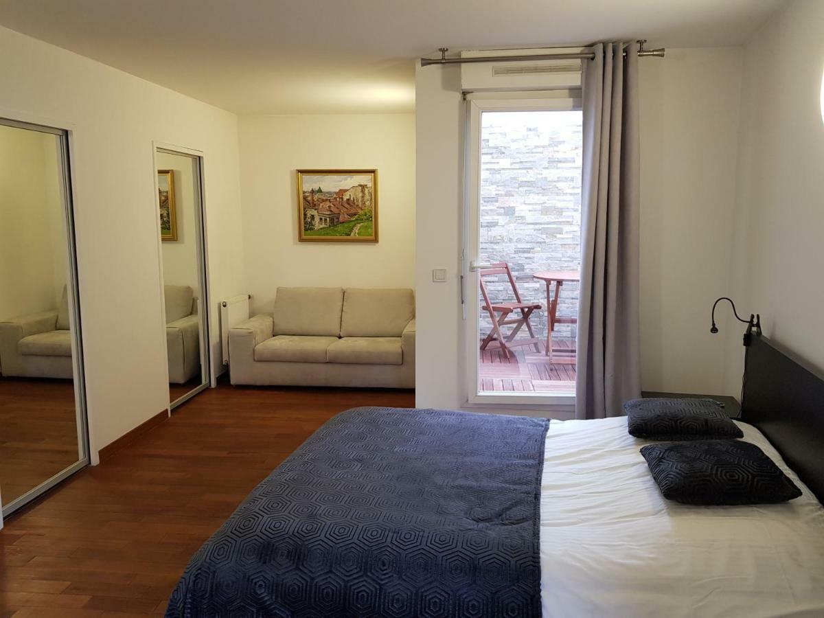 Appartement Le Vinci La Defense Курбевуа Экстерьер фото